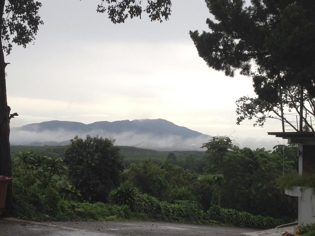Rabbiz Hill Resort Ban Sam Nat Exterior photo